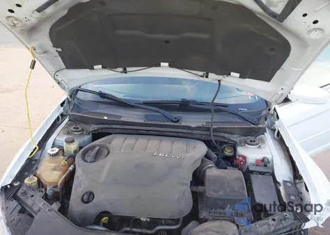 2012 Chrysler 200 Touring z USA, uszkodzony, nr VIN 1C3BCBEG9CN281518